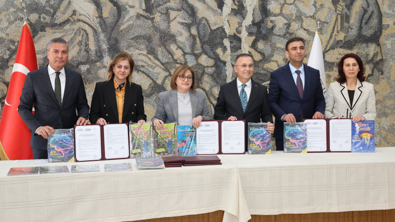 EĞİTİM ŞEHRİ GAZİANTEP’İN ÇOCUKLARINA BÜYÜKŞEHİRDEN BİLİM DERGİSİ DESTEĞİ