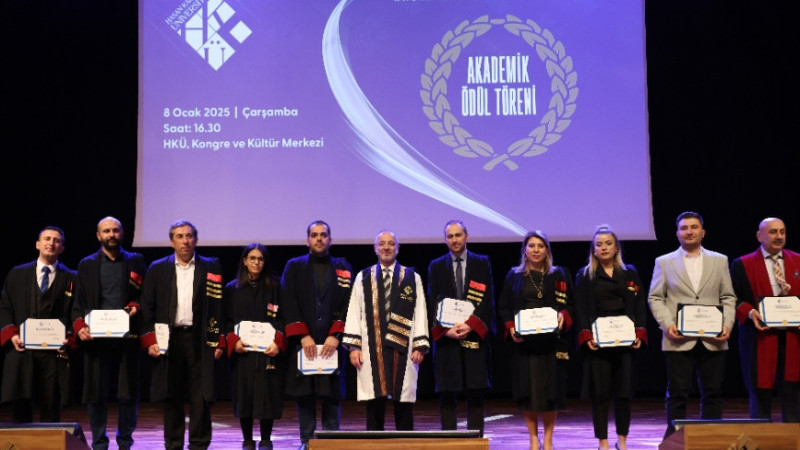 Hasan Kalyoncu Üniversitesi’nde “Akademik Ödül Töreni” 