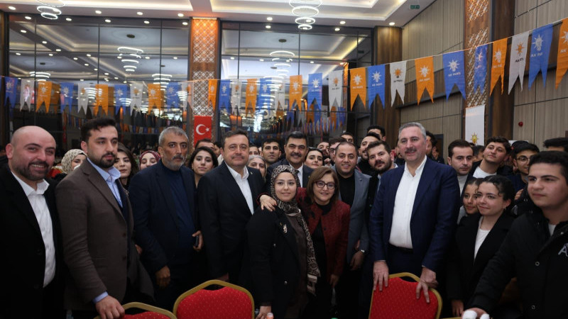 AK PARTİ GAZİANTEP, GELENEKSEL İFTAR BULUŞMASINDA TEŞKİLAT RÜZGÂRI ESTİRDİ 