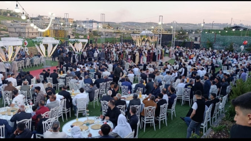 GAZİANTEP'TE DİLLERE DESTAN BİR DÜĞÜN 